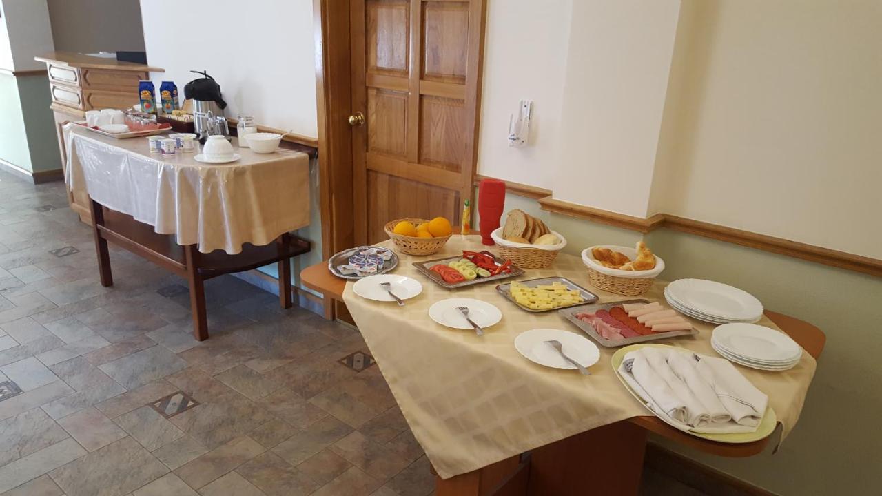 Laetitia Panzio Bed & Breakfast Kaposvar Bagian luar foto