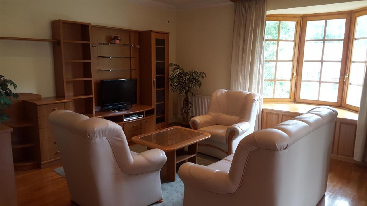 Laetitia Panzio Bed & Breakfast Kaposvar Bagian luar foto